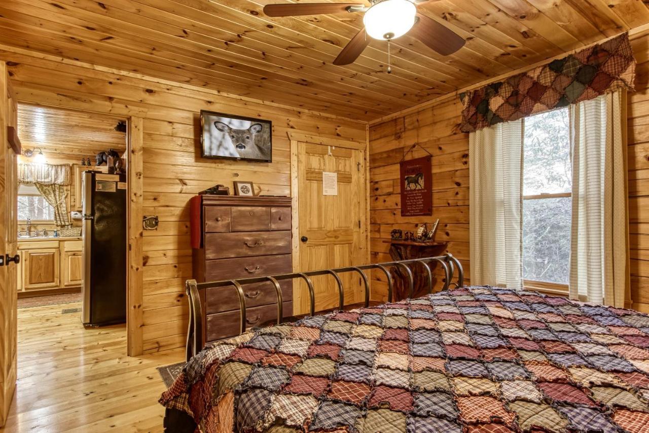 Magical Moments, Hot Tub, Wifi, 1089 Free Tickets Each Paid Day, Dollywood And More ガトリンバーグ エクステリア 写真