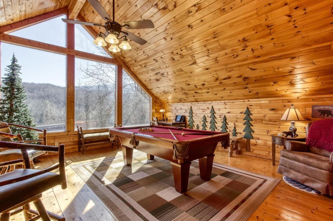 Magical Moments, Hot Tub, Wifi, 1089 Free Tickets Each Paid Day, Dollywood And More ガトリンバーグ エクステリア 写真