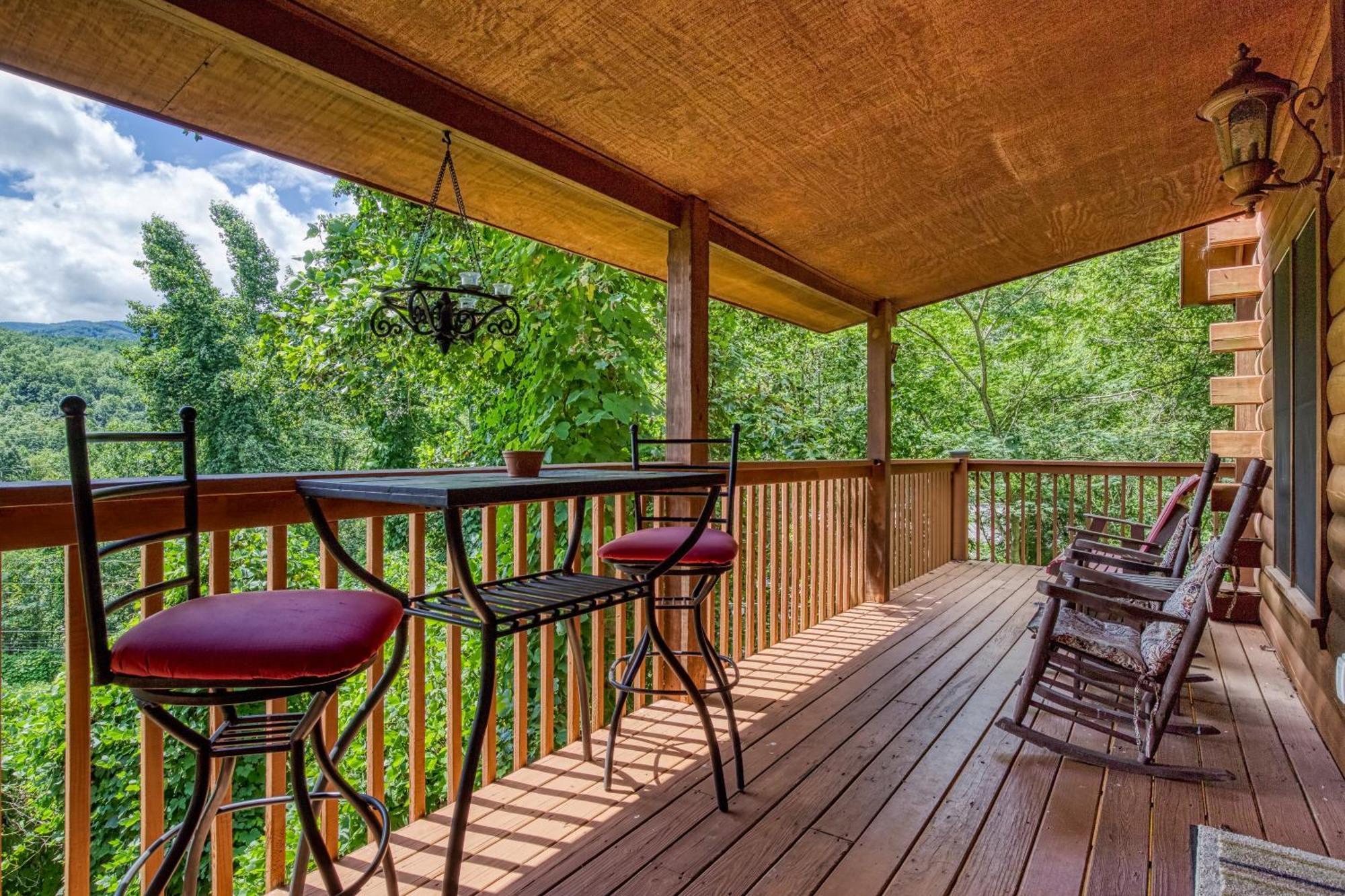 Magical Moments, Hot Tub, Wifi, 1089 Free Tickets Each Paid Day, Dollywood And More ガトリンバーグ エクステリア 写真