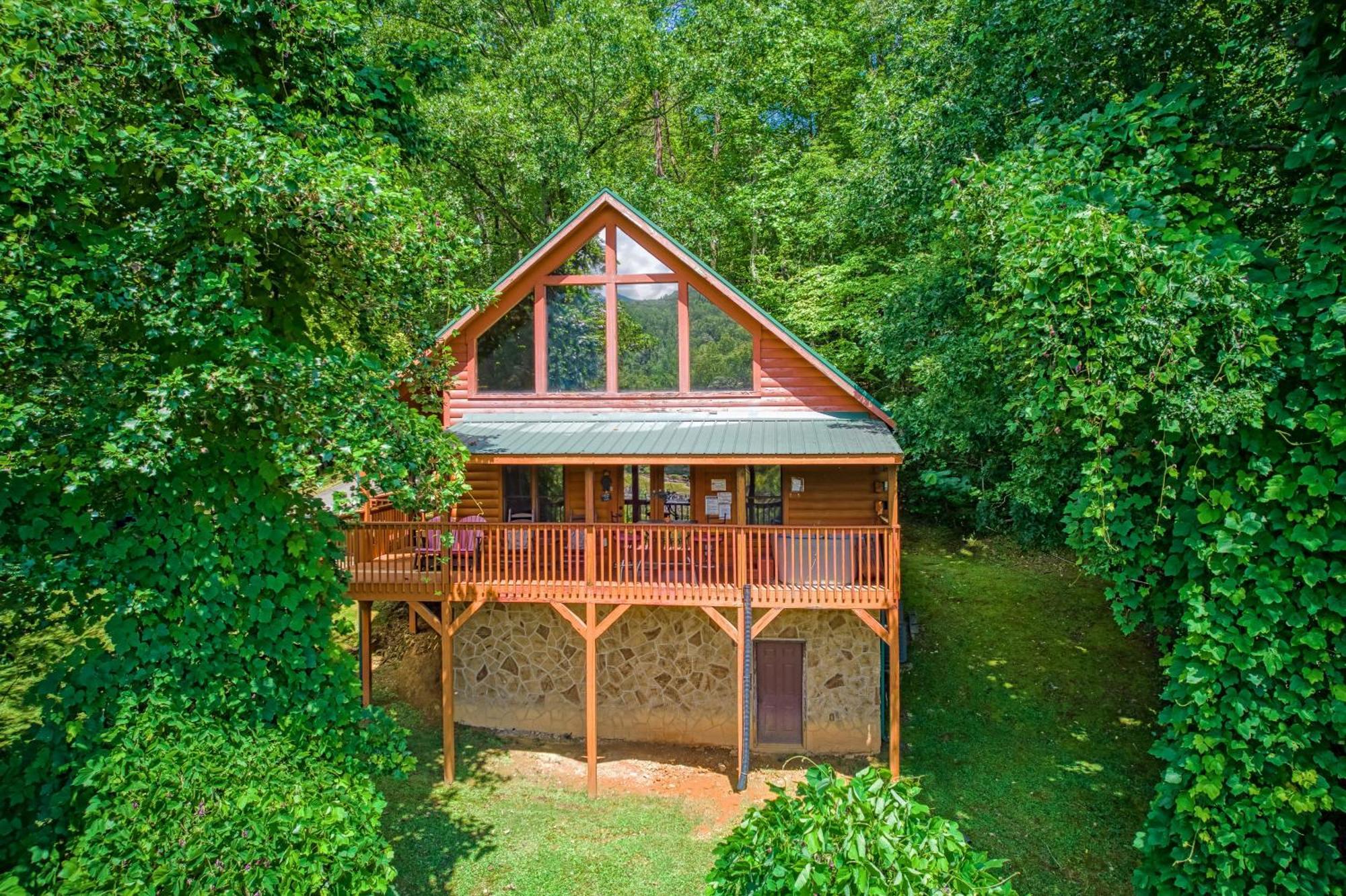 Magical Moments, Hot Tub, Wifi, 1089 Free Tickets Each Paid Day, Dollywood And More ガトリンバーグ エクステリア 写真